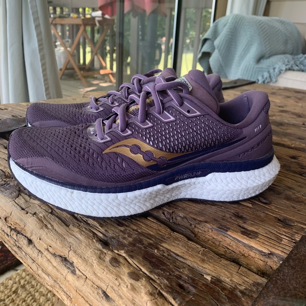 Saucony Triumph 18 Size W7.5